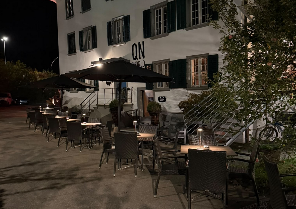 Restaurant Bar Lounge QN